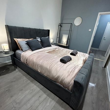 Central Locations 1 Bed Apartments Sleeps 4 Londra Dış mekan fotoğraf